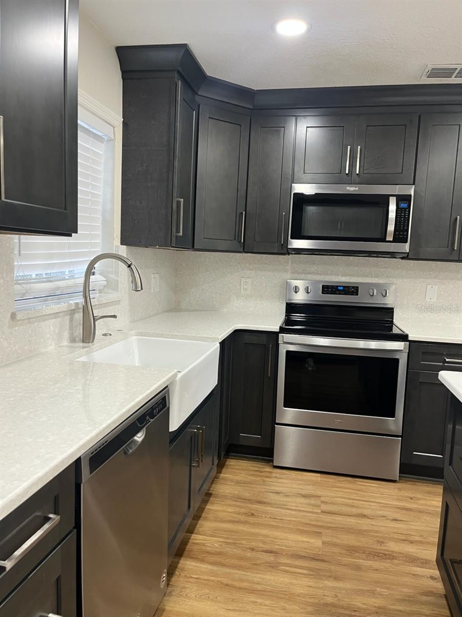 Image 5 of 13 For 12325 72nd Ave