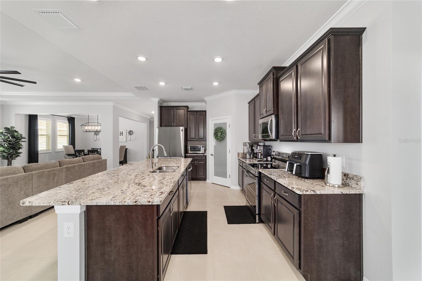 Image 32 of 99 For 8288 57th Court