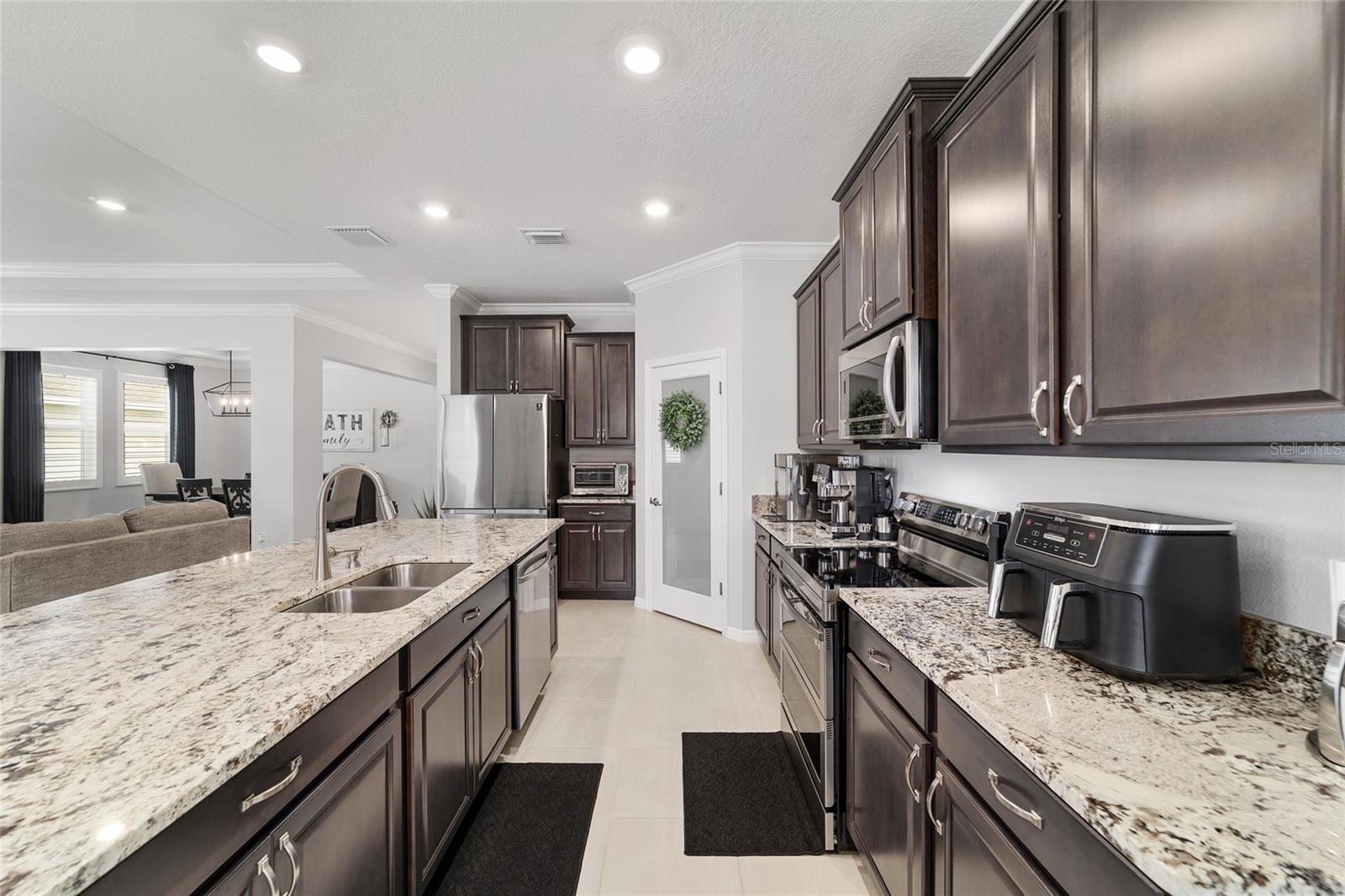 Image 34 of 99 For 8288 57th Court