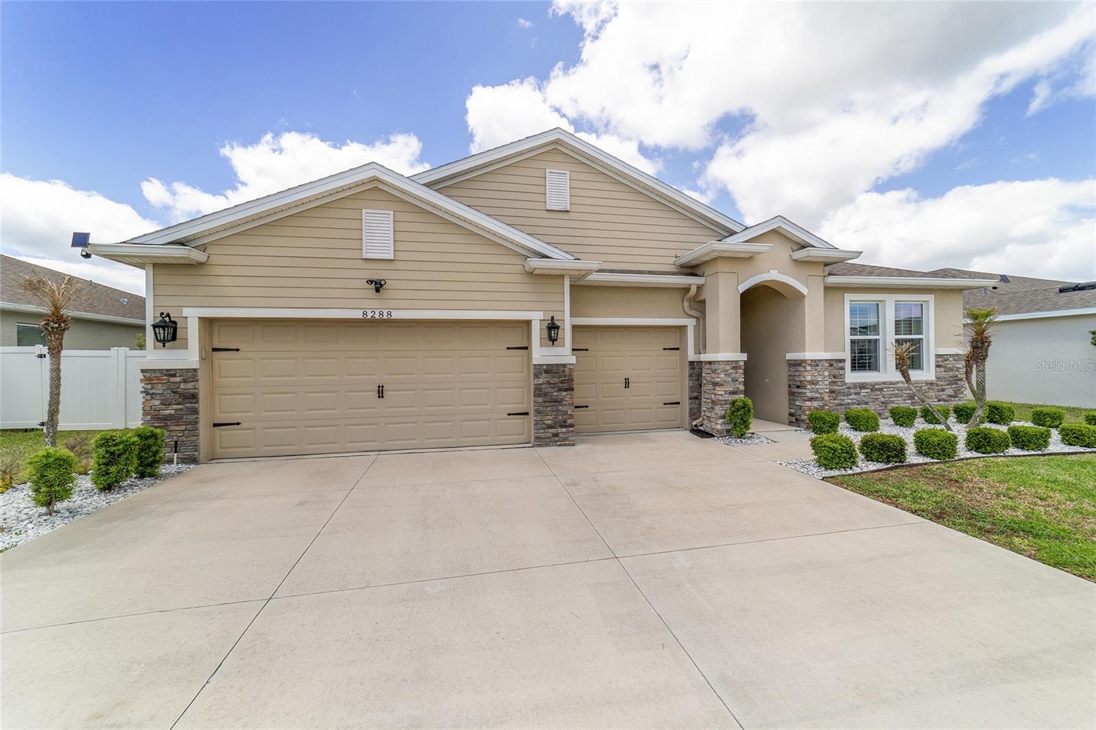 Image 6 of 99 For 8288 57th Court