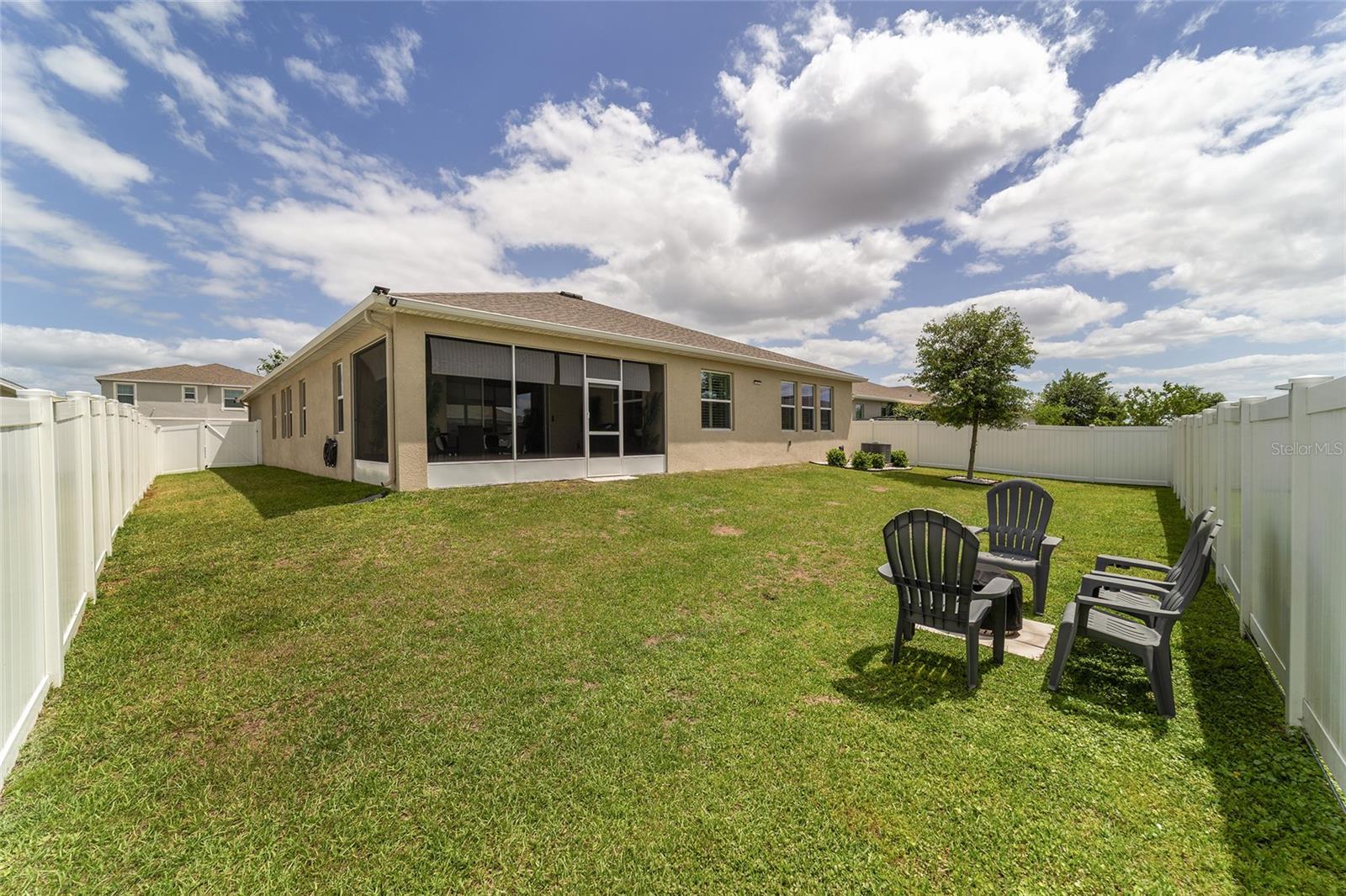 Image 81 of 99 For 8288 57th Court