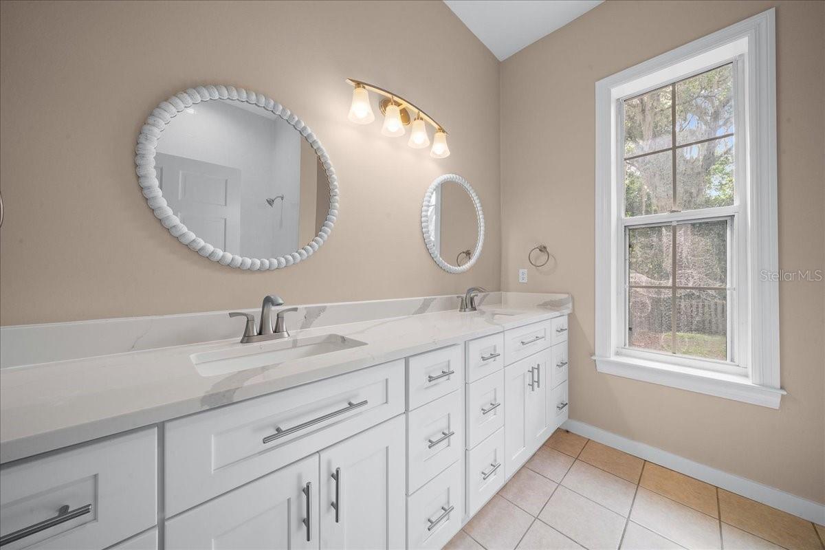 Image 31 of 53 For 4220 20th Avenue