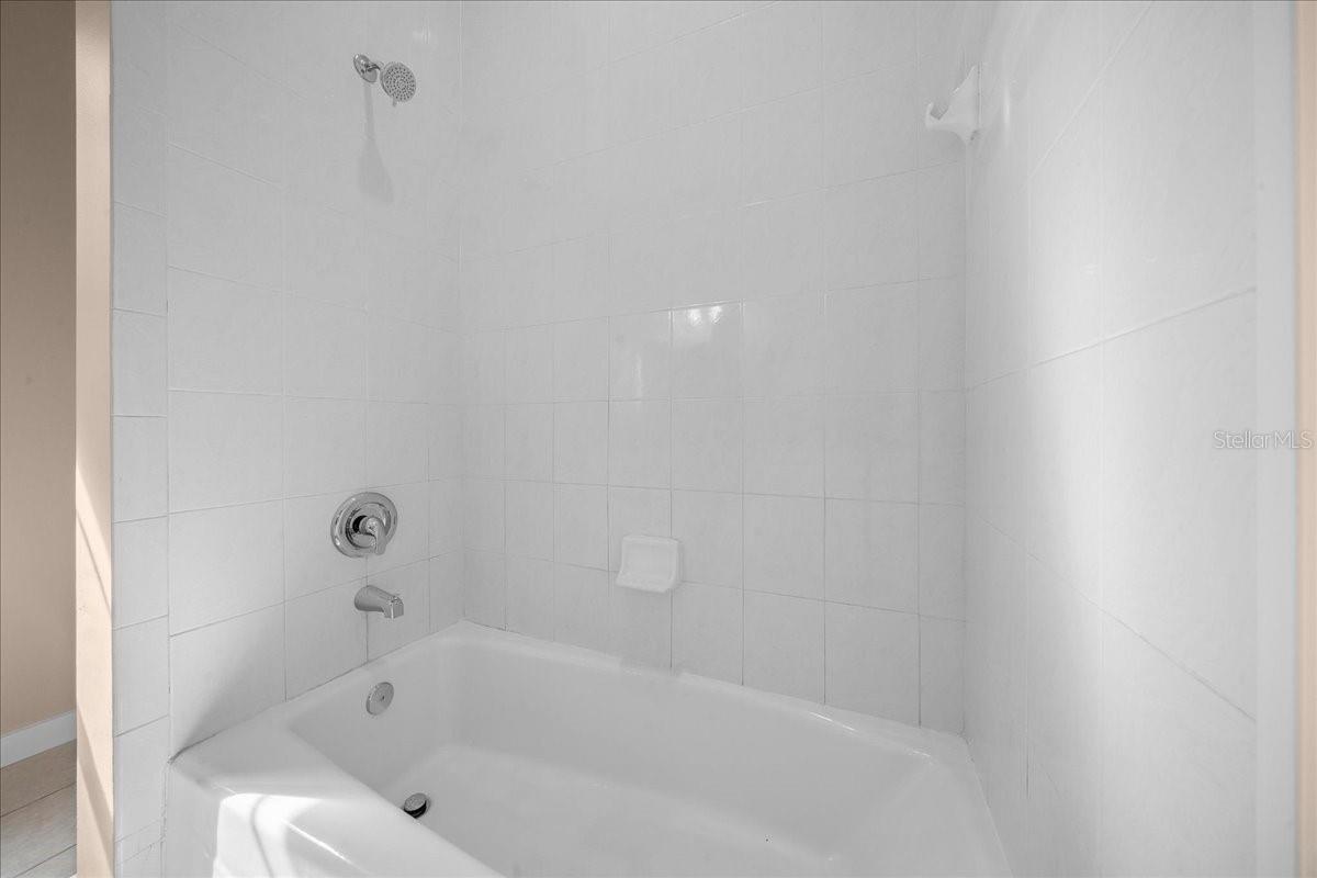 Image 32 of 53 For 4220 20th Avenue