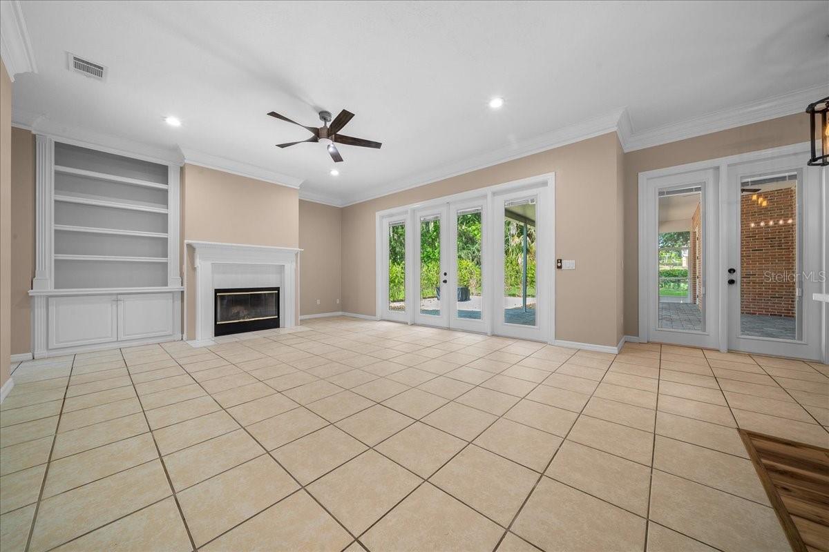 Image 37 of 53 For 4220 20th Avenue