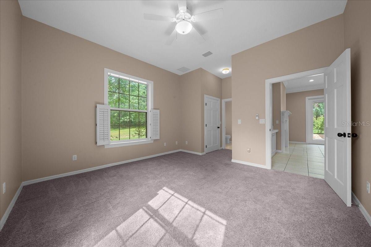 Image 40 of 53 For 4220 20th Avenue