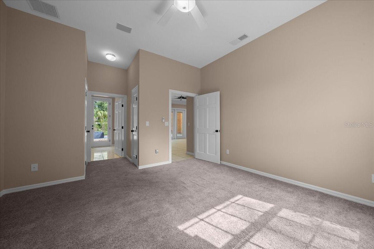 Image 41 of 53 For 4220 20th Avenue