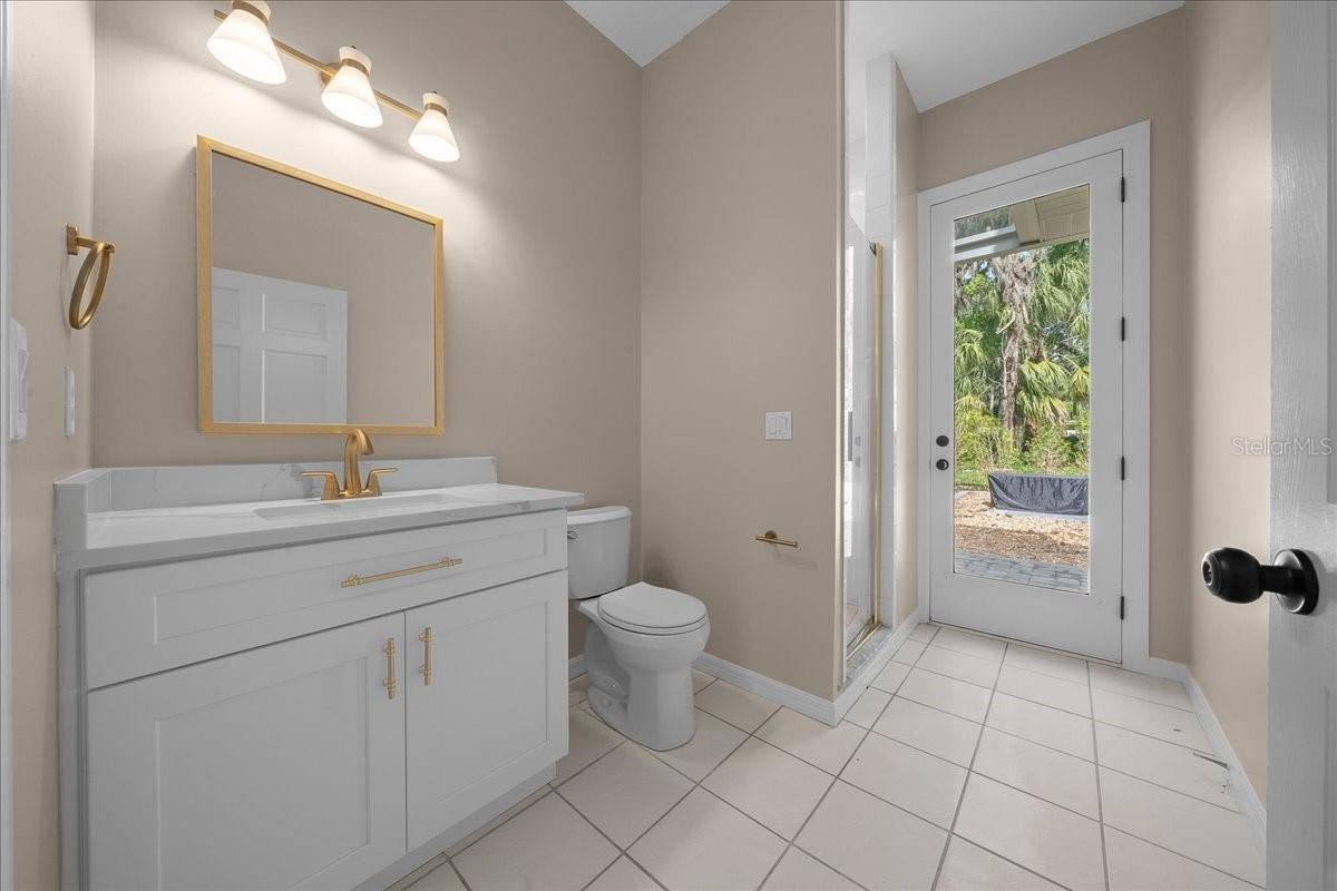 Image 42 of 53 For 4220 20th Avenue