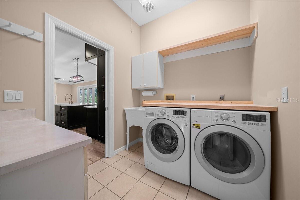 Image 46 of 53 For 4220 20th Avenue