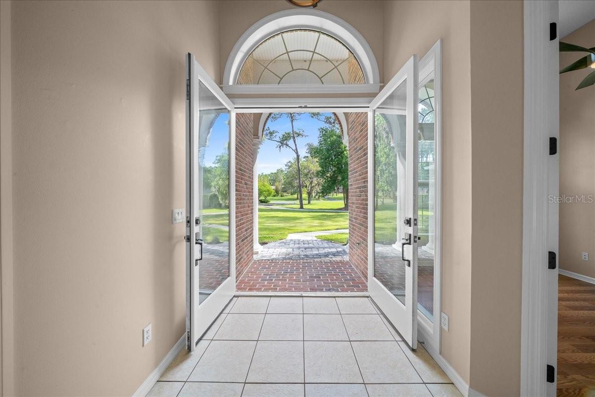 Image 5 of 53 For 4220 20th Avenue