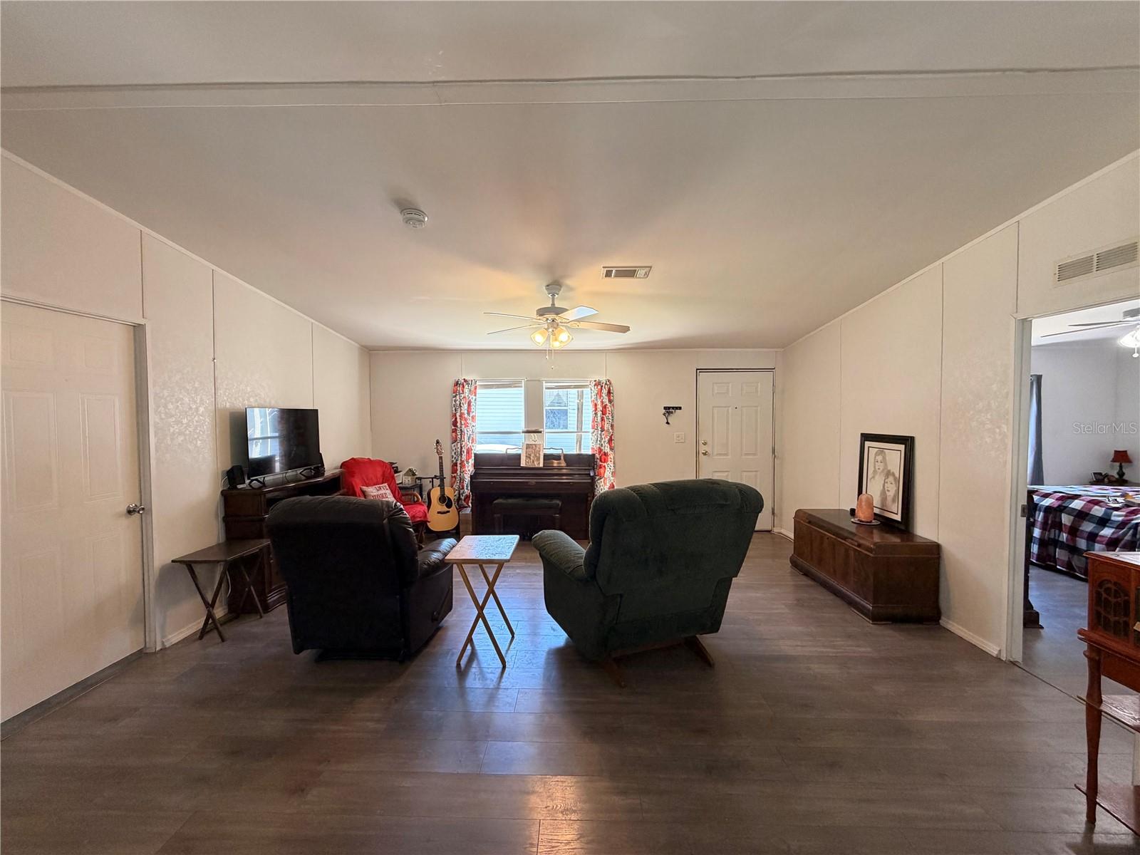 Image 11 of 31 For 11440 Cr 675w