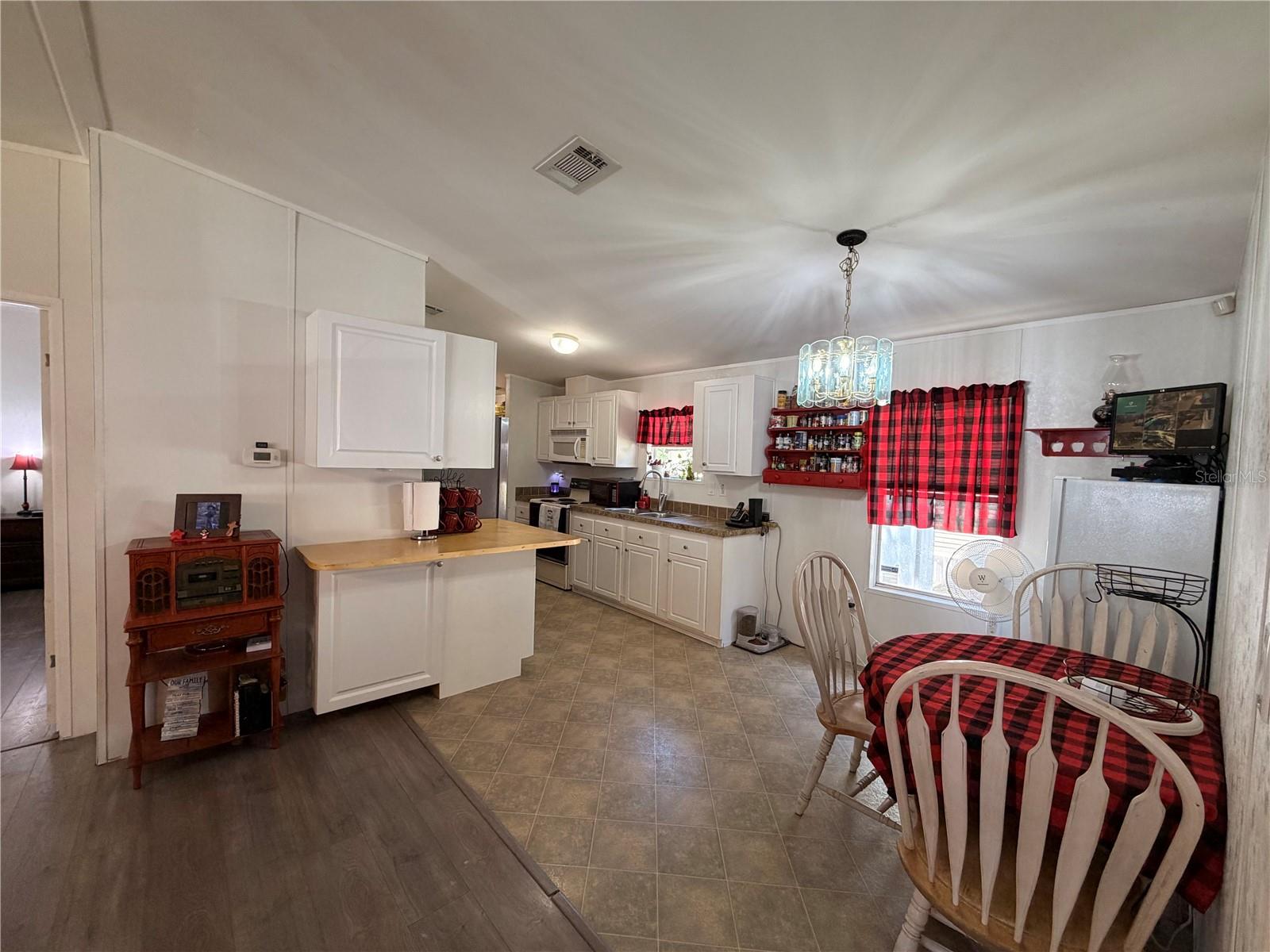 Image 13 of 31 For 11440 Cr 675w