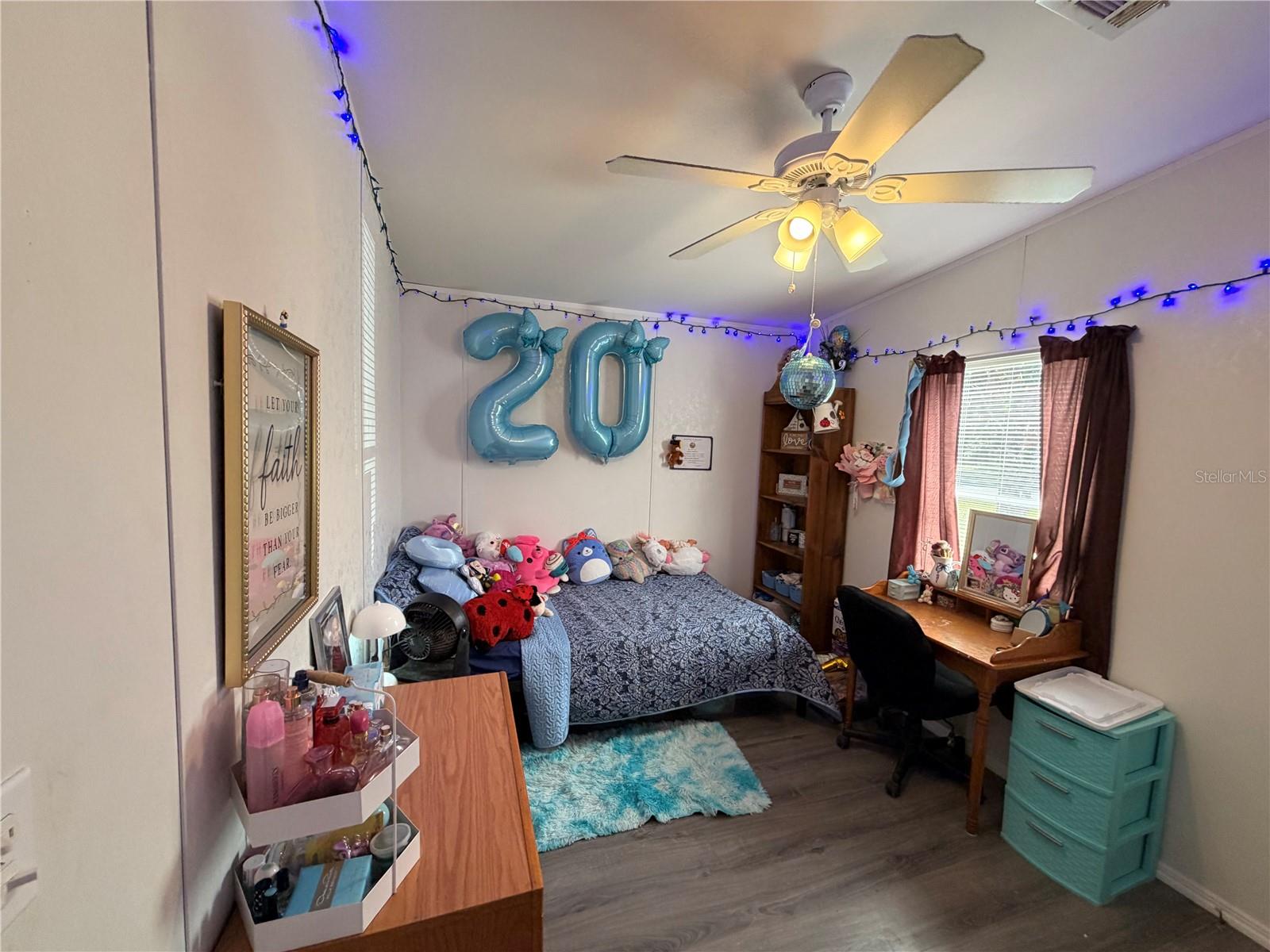 Image 22 of 31 For 11440 Cr 675w