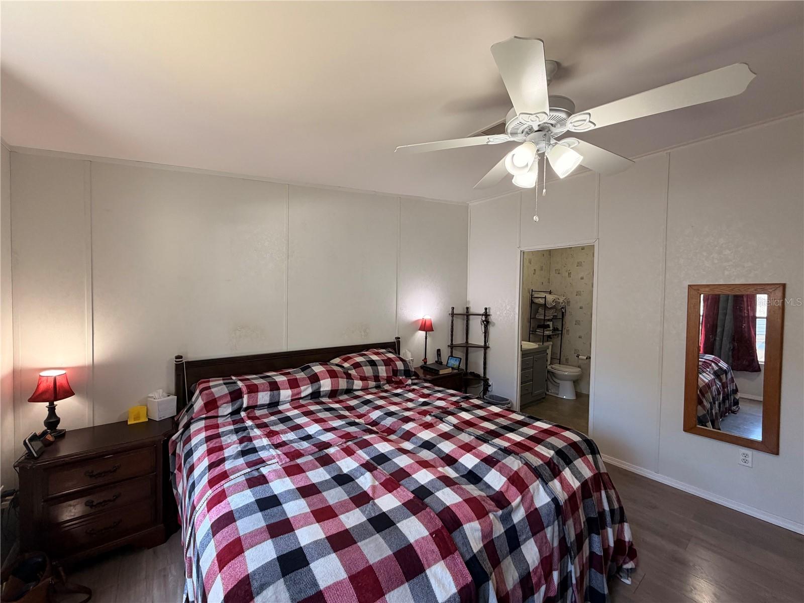 Image 25 of 31 For 11440 Cr 675w