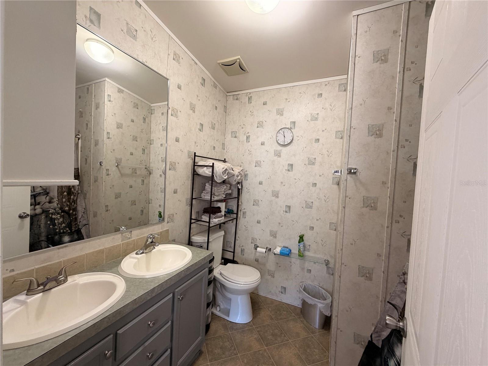 Image 28 of 31 For 11440 Cr 675w