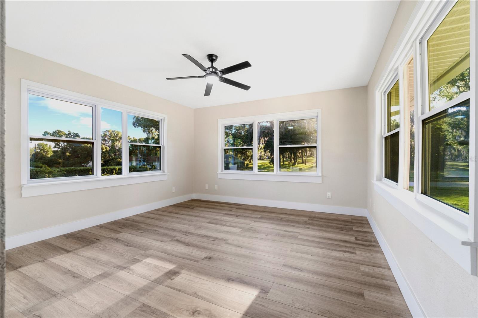 Image 17 of 28 For 5391 Nw 76th Court