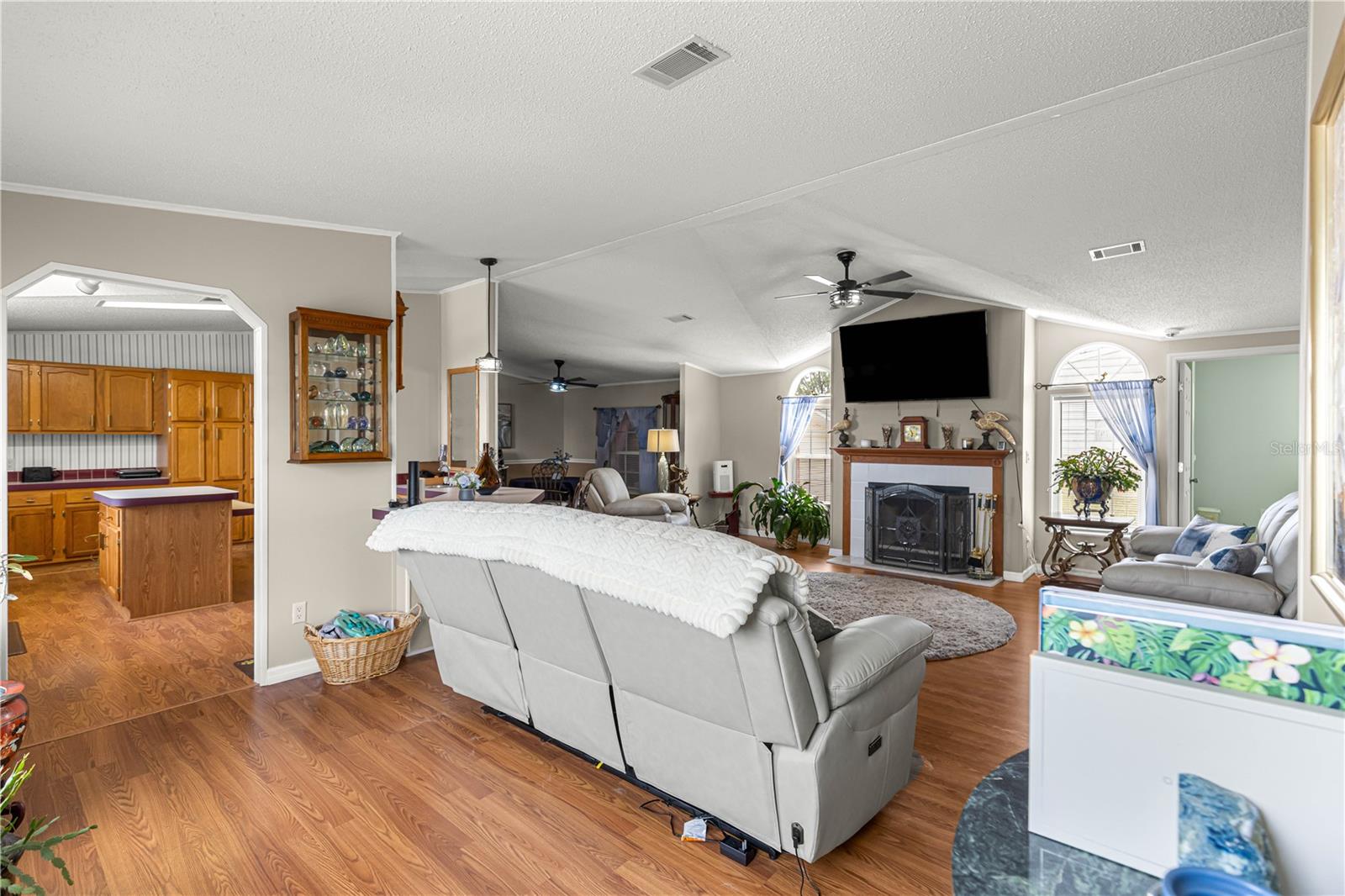 Image 3 of 37 For 9630 165th Lane