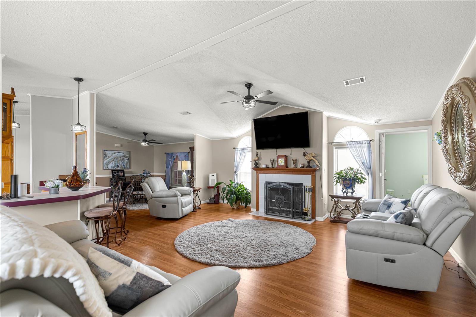 Image 4 of 37 For 9630 165th Lane