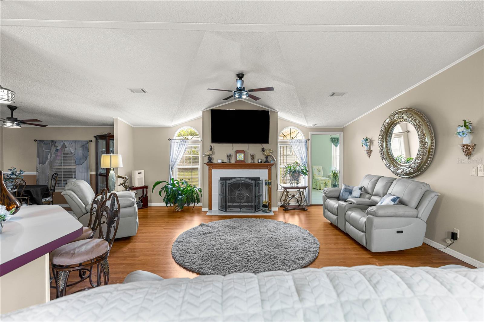 Image 5 of 37 For 9630 165th Lane