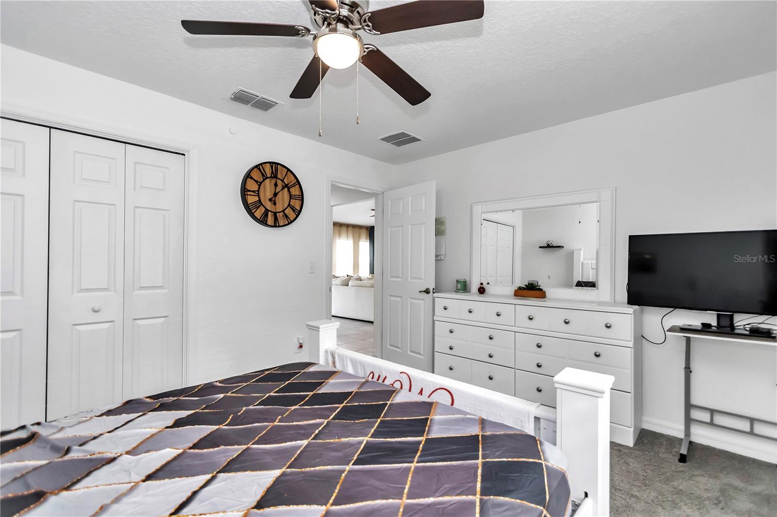 Image 22 of 48 For 5620 172nd Loop