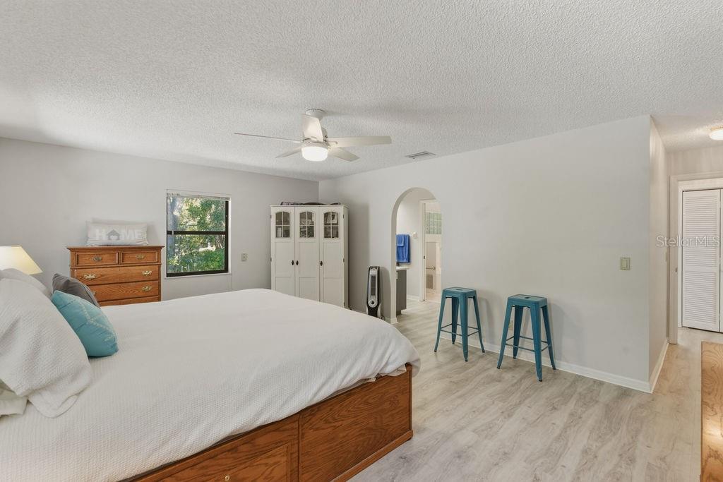 Image 23 of 60 For 8873 200th Circle