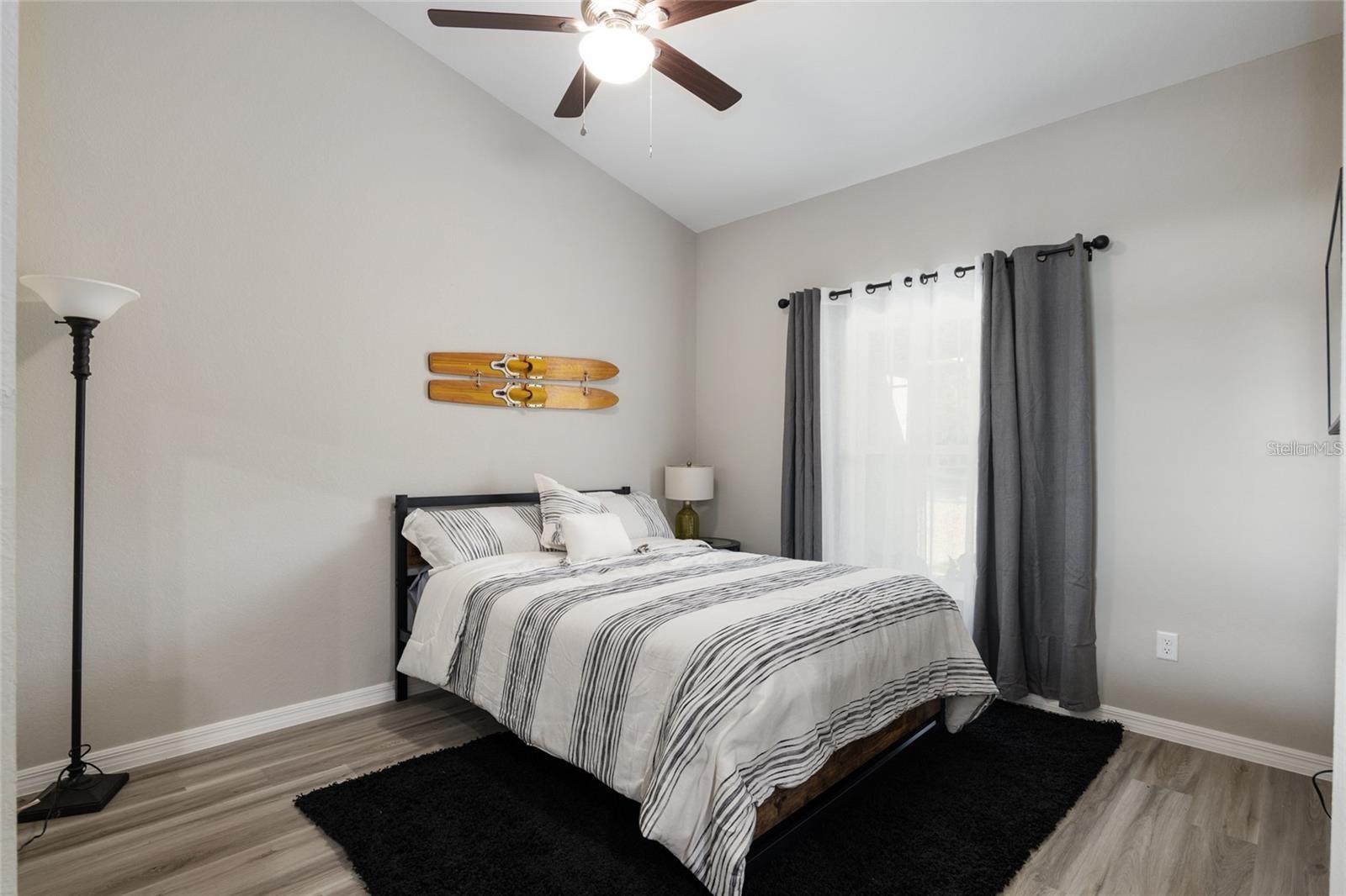 Image 36 of 44 For 9947 117th Street Road