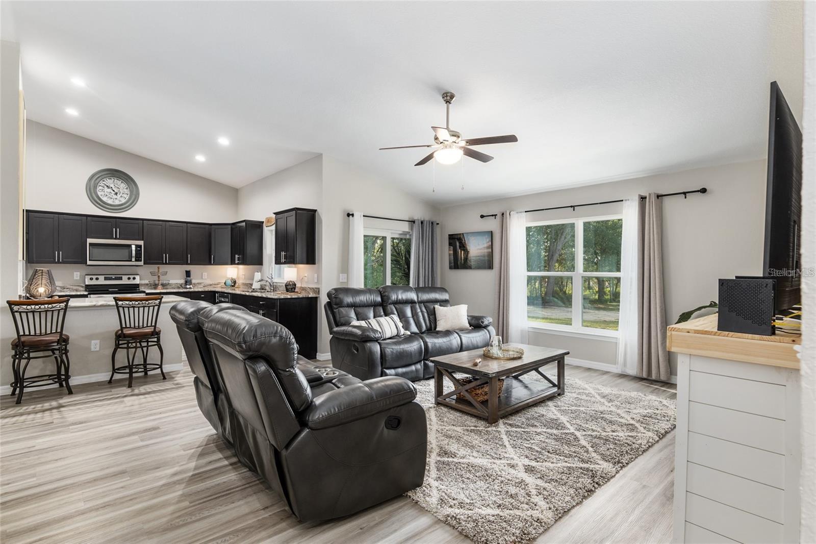 Image 6 of 44 For 9947 117th Street Road