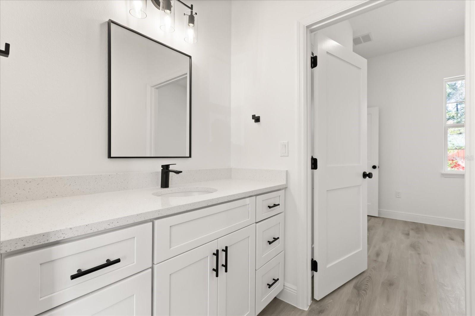 Image 19 of 33 For 9505 Cortlandt Drive