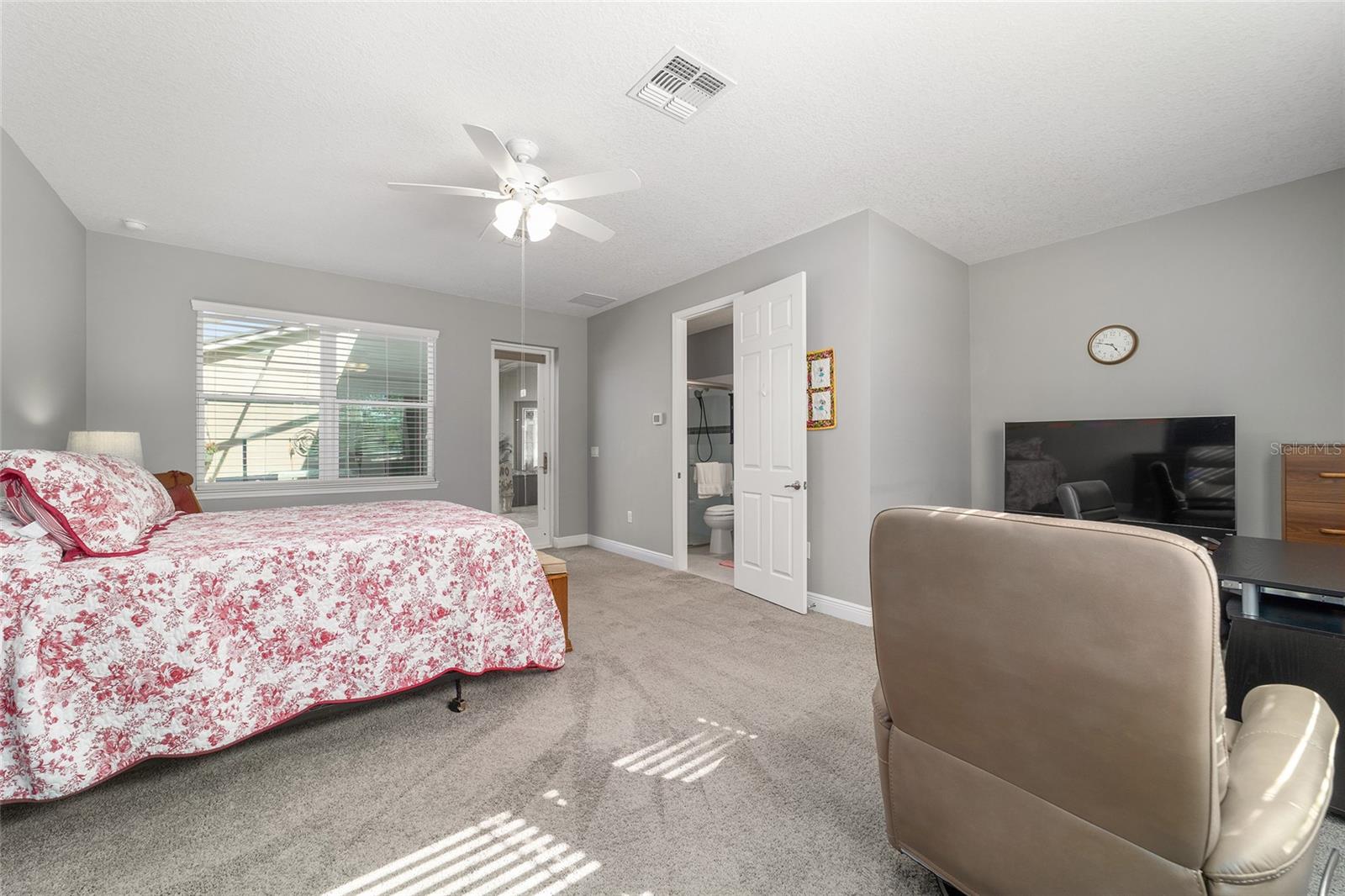 Image 12 of 47 For 8780 93rd Circle