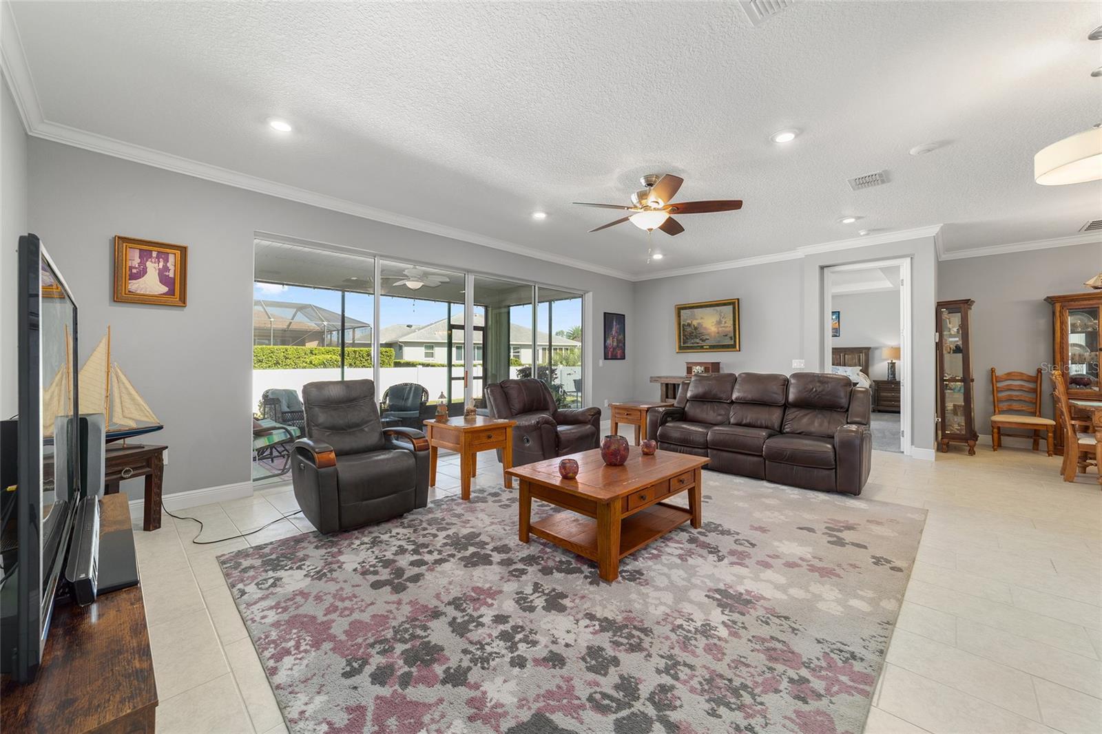 Image 20 of 47 For 8780 93rd Circle