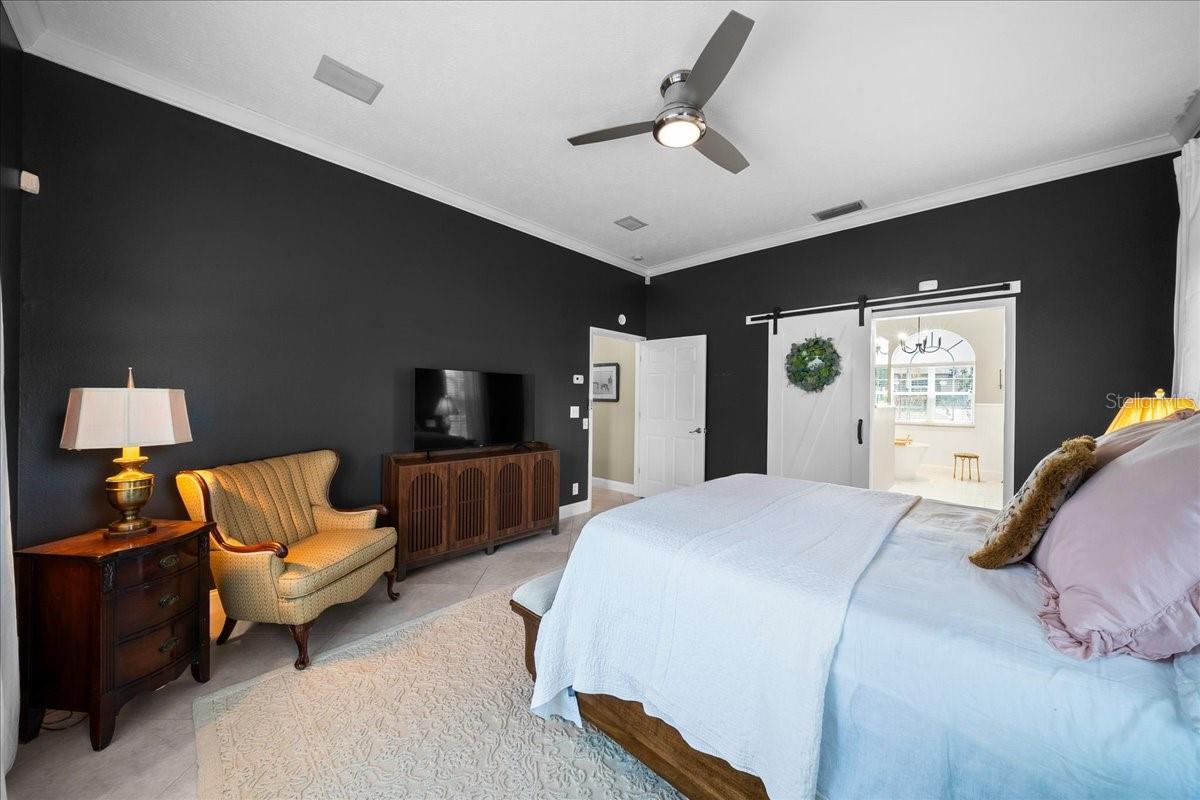 Image 11 of 81 For 2411 27th Street