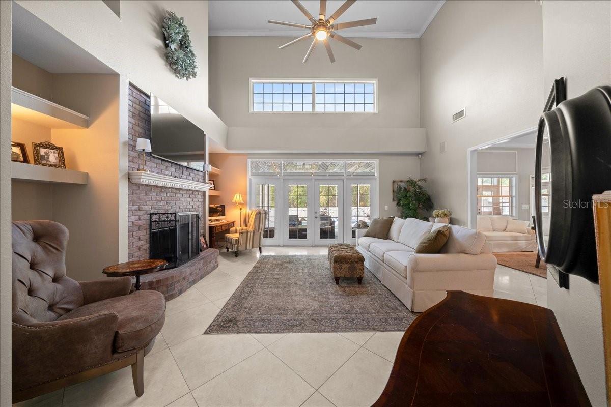 Image 19 of 81 For 2411 27th Street