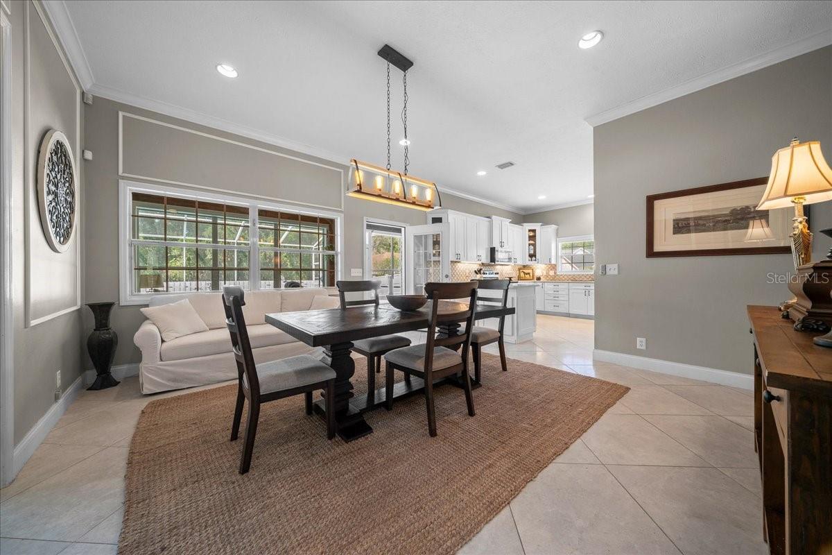 Image 24 of 81 For 2411 27th Street