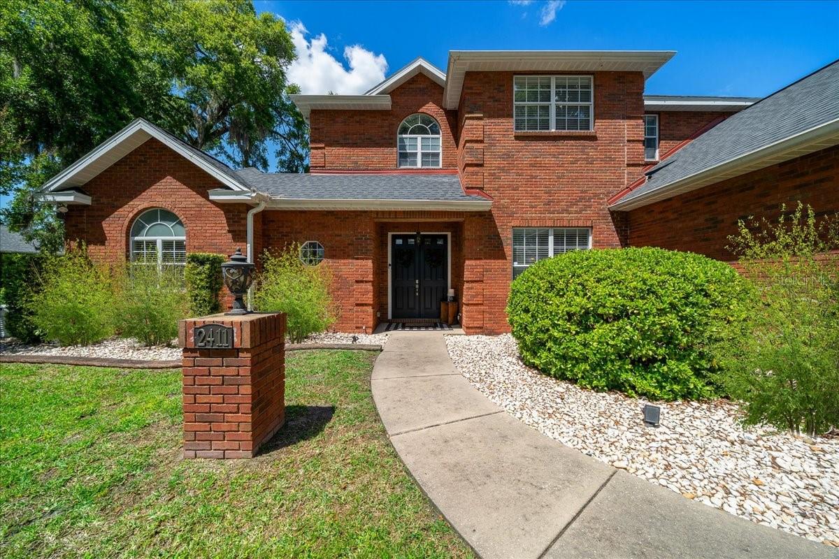 Image 3 of 81 For 2411 27th Street