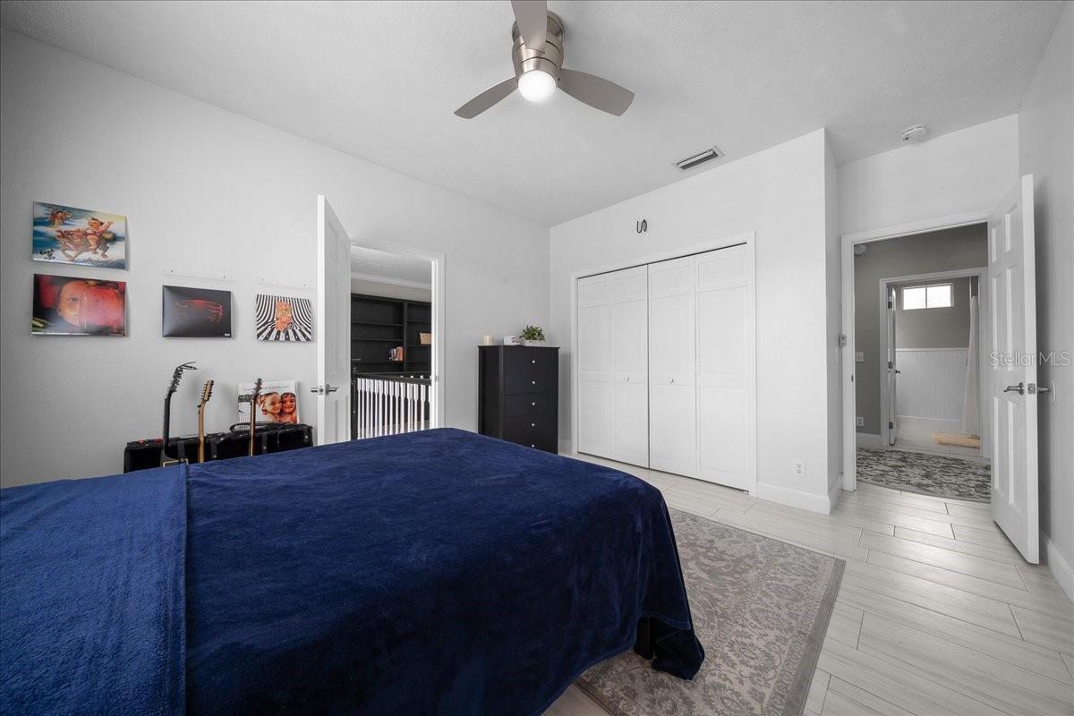 Image 50 of 81 For 2411 27th Street