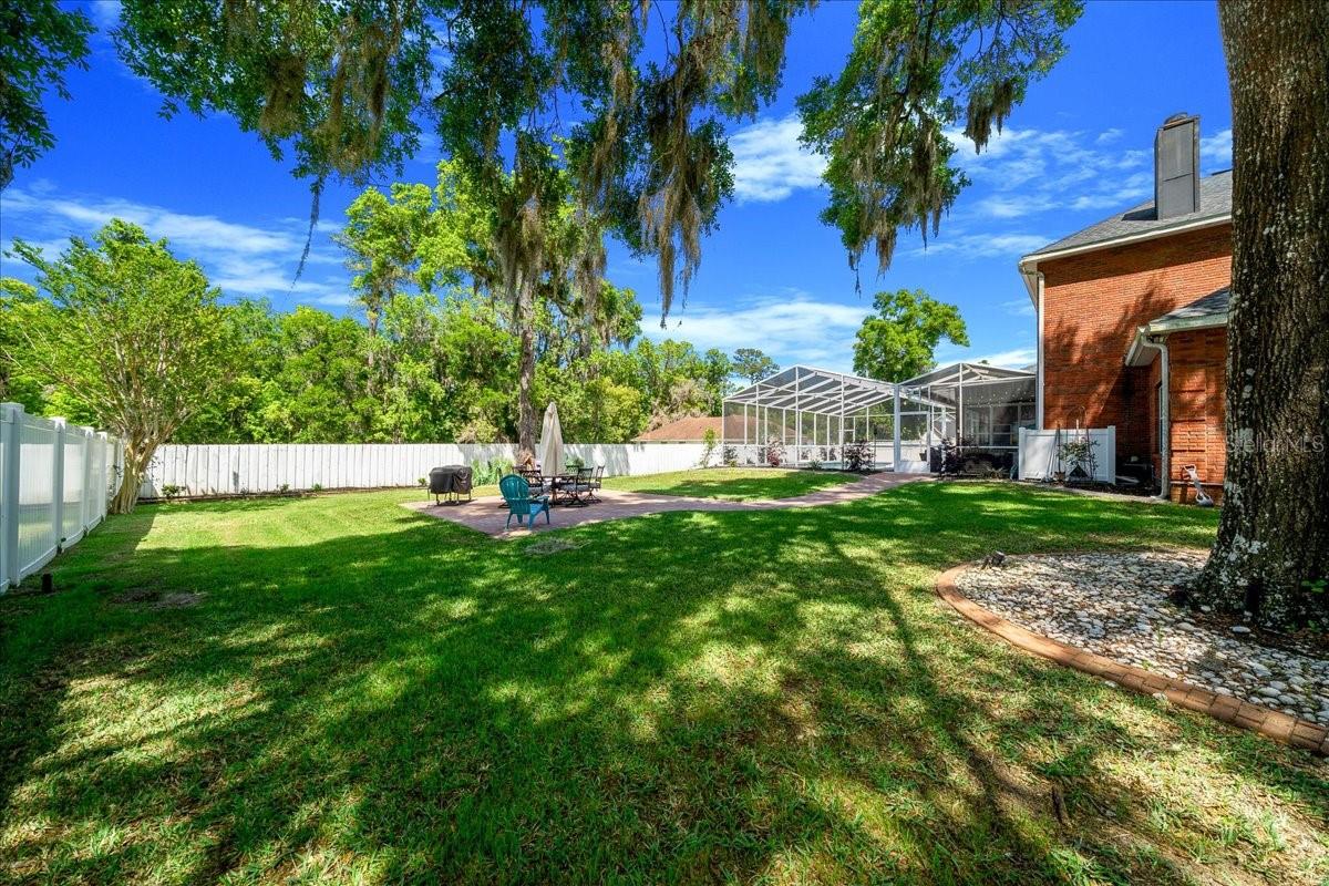 Image 62 of 81 For 2411 27th Street