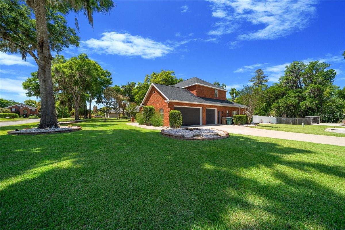 Image 76 of 81 For 2411 27th Street