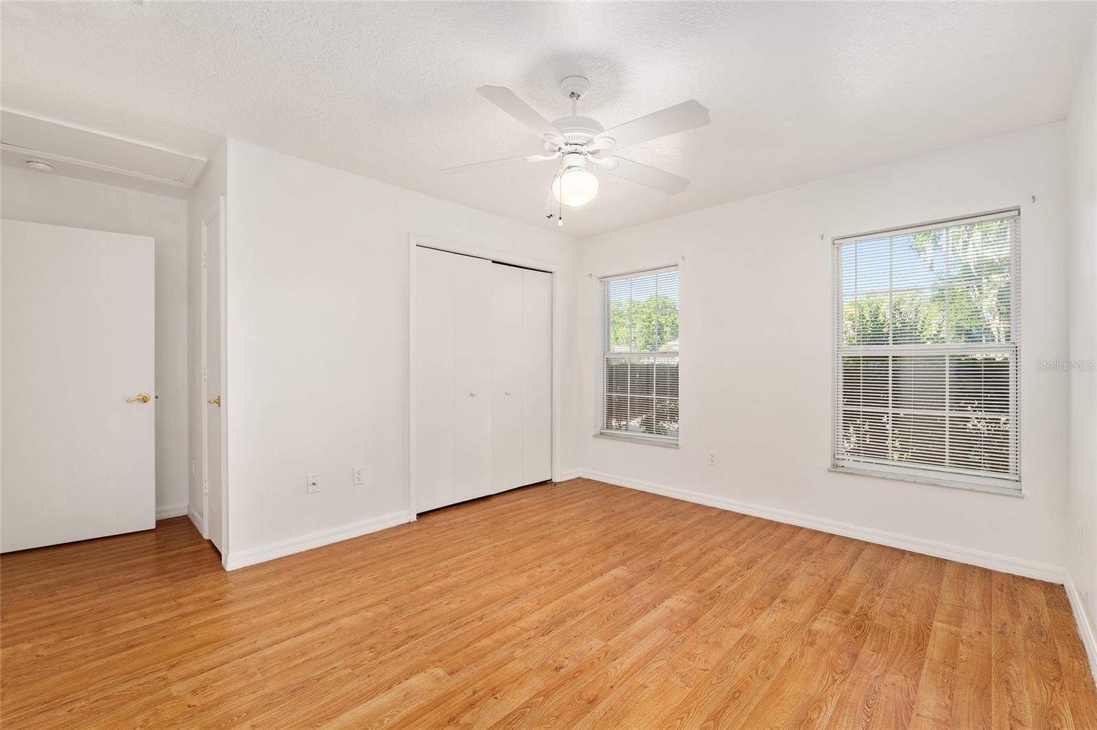 Image 15 of 21 For 11191 55th Avenue Road 401