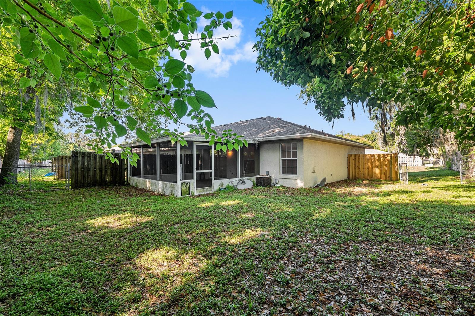 Image 20 of 21 For 11191 55th Avenue Road 401