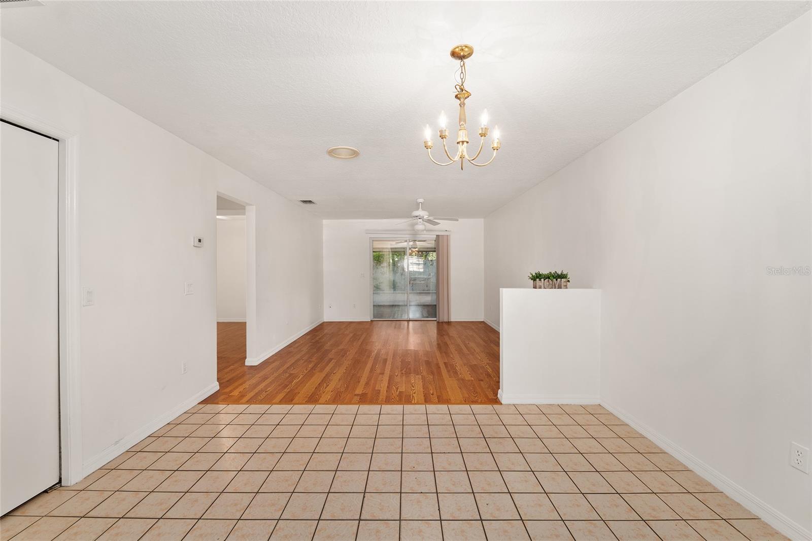 Image 9 of 21 For 11191 55th Avenue Road 401