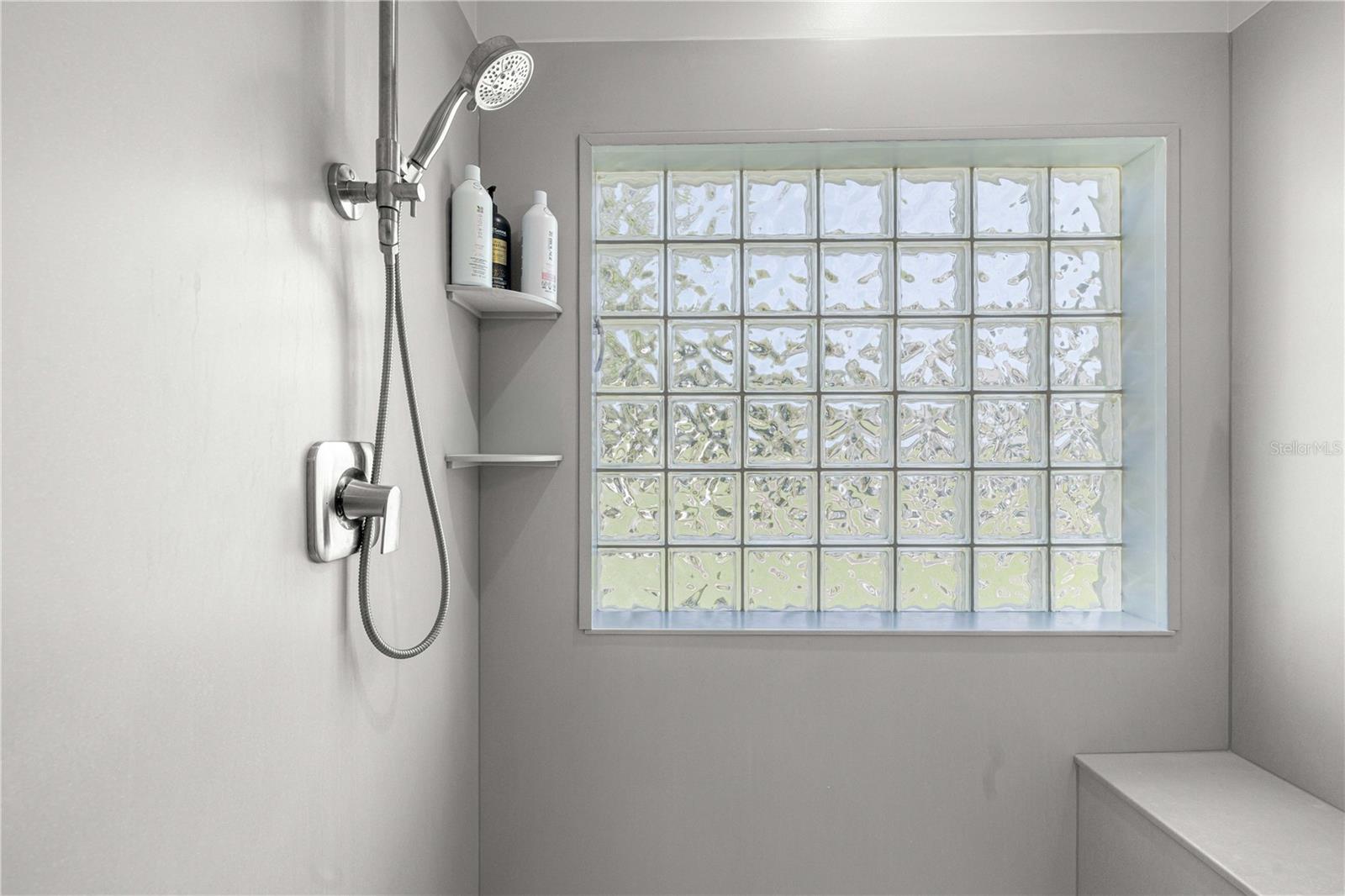 Image 17 of 65 For 11570 72nd Circle