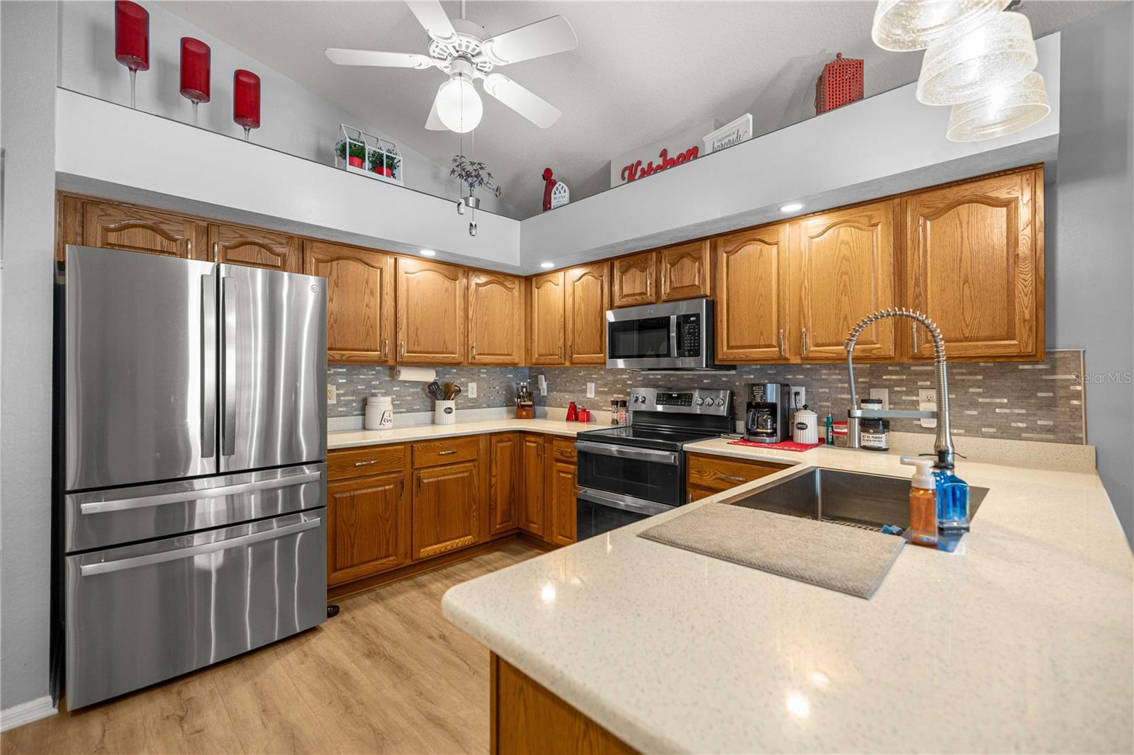 Image 24 of 65 For 11570 72nd Circle