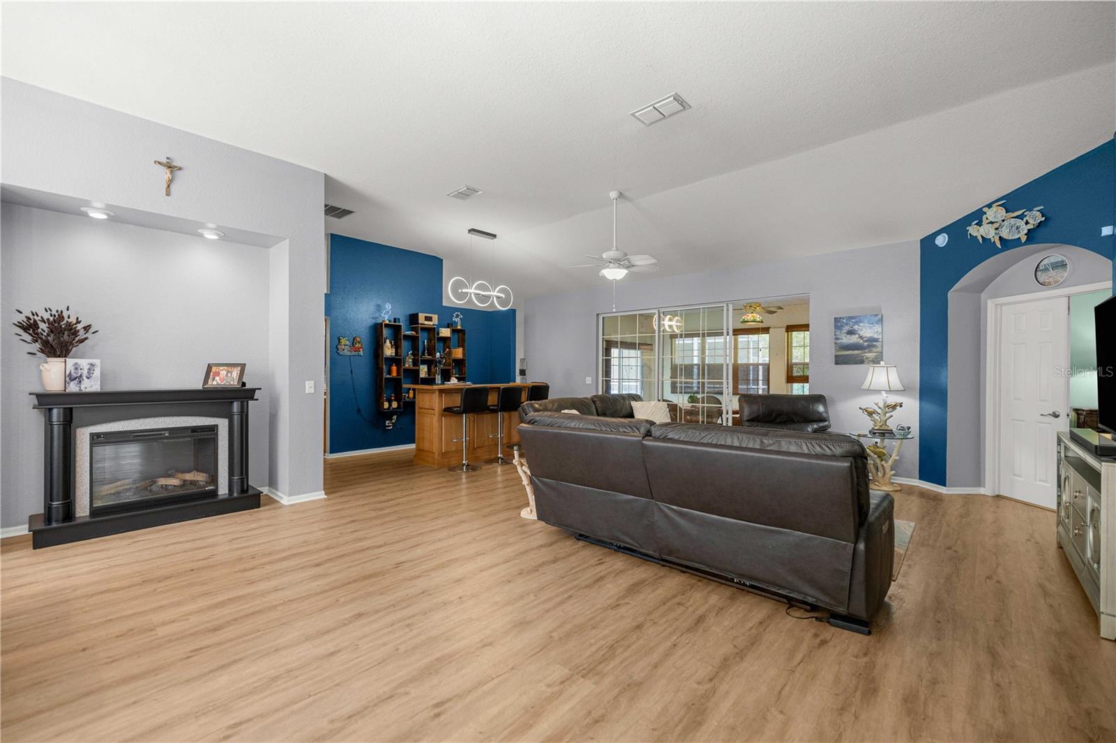 Image 29 of 65 For 11570 72nd Circle