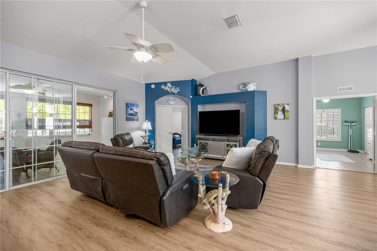 Image 31 of 65 For 11570 72nd Circle