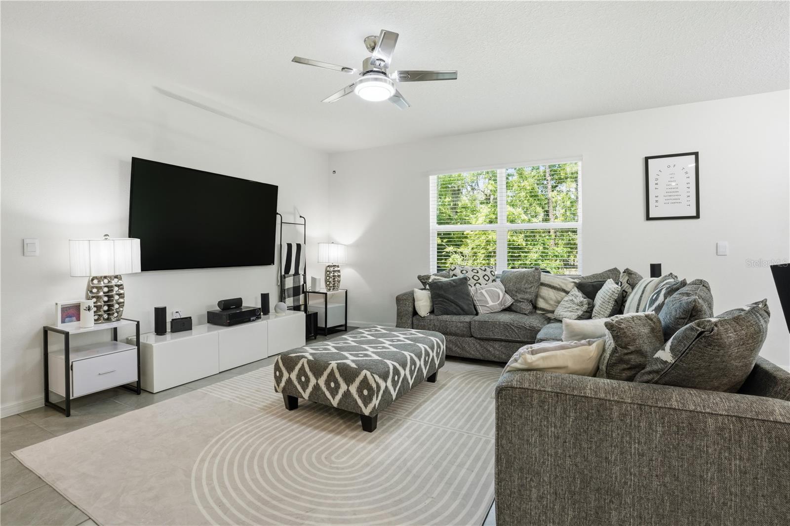 Image 11 of 26 For 37 Hickory Course Circle