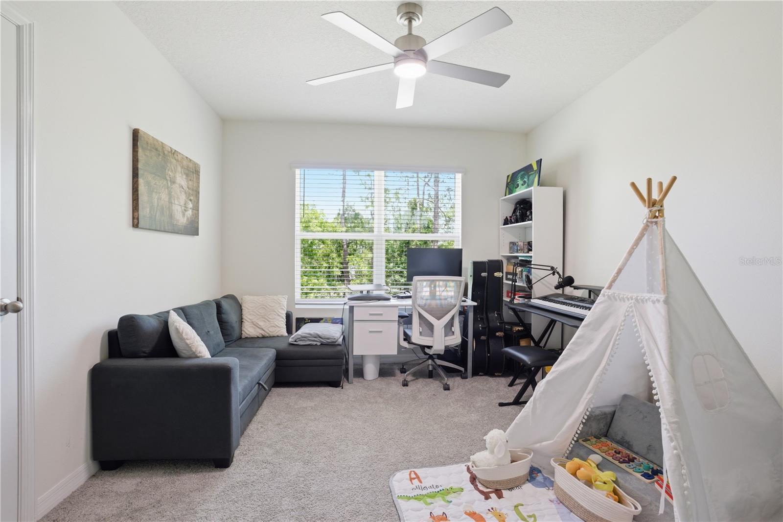 Image 12 of 26 For 37 Hickory Course Circle