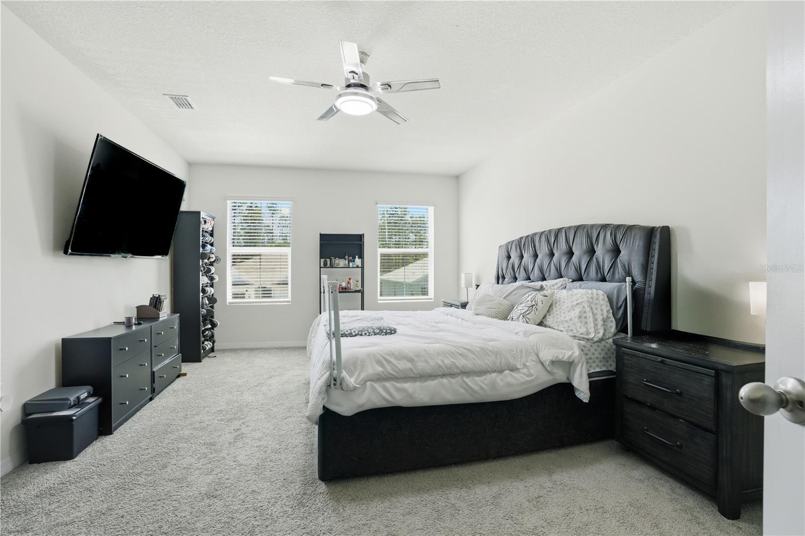 Image 13 of 26 For 37 Hickory Course Circle