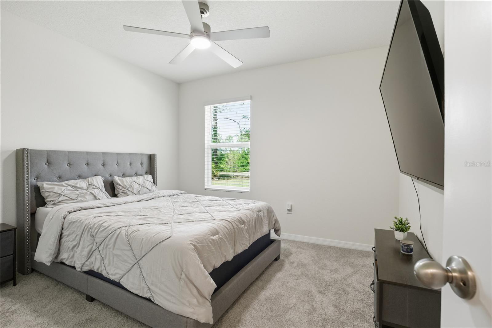 Image 17 of 26 For 37 Hickory Course Circle