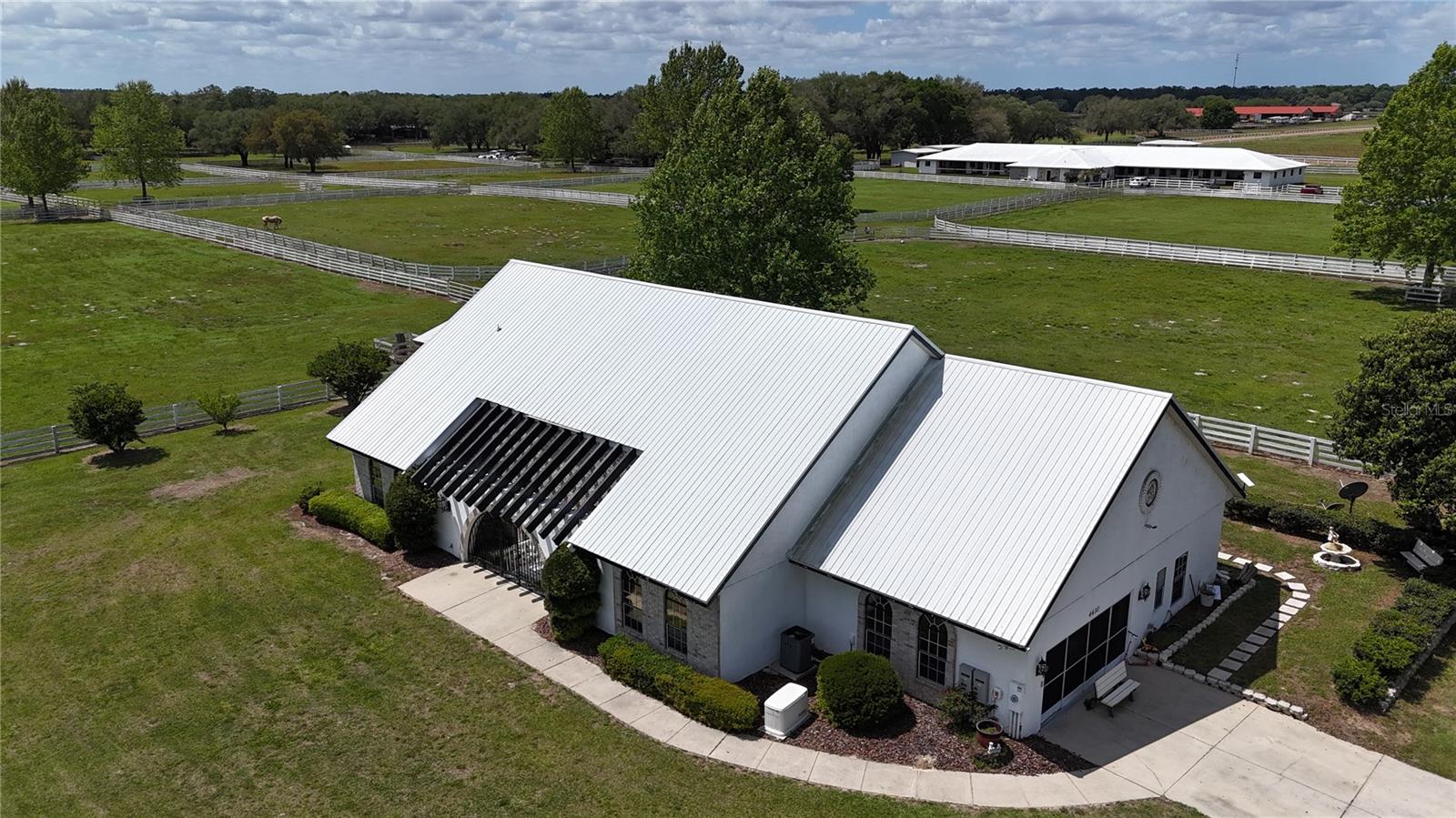 Image 11 of 74 For 4450 216th Avenue