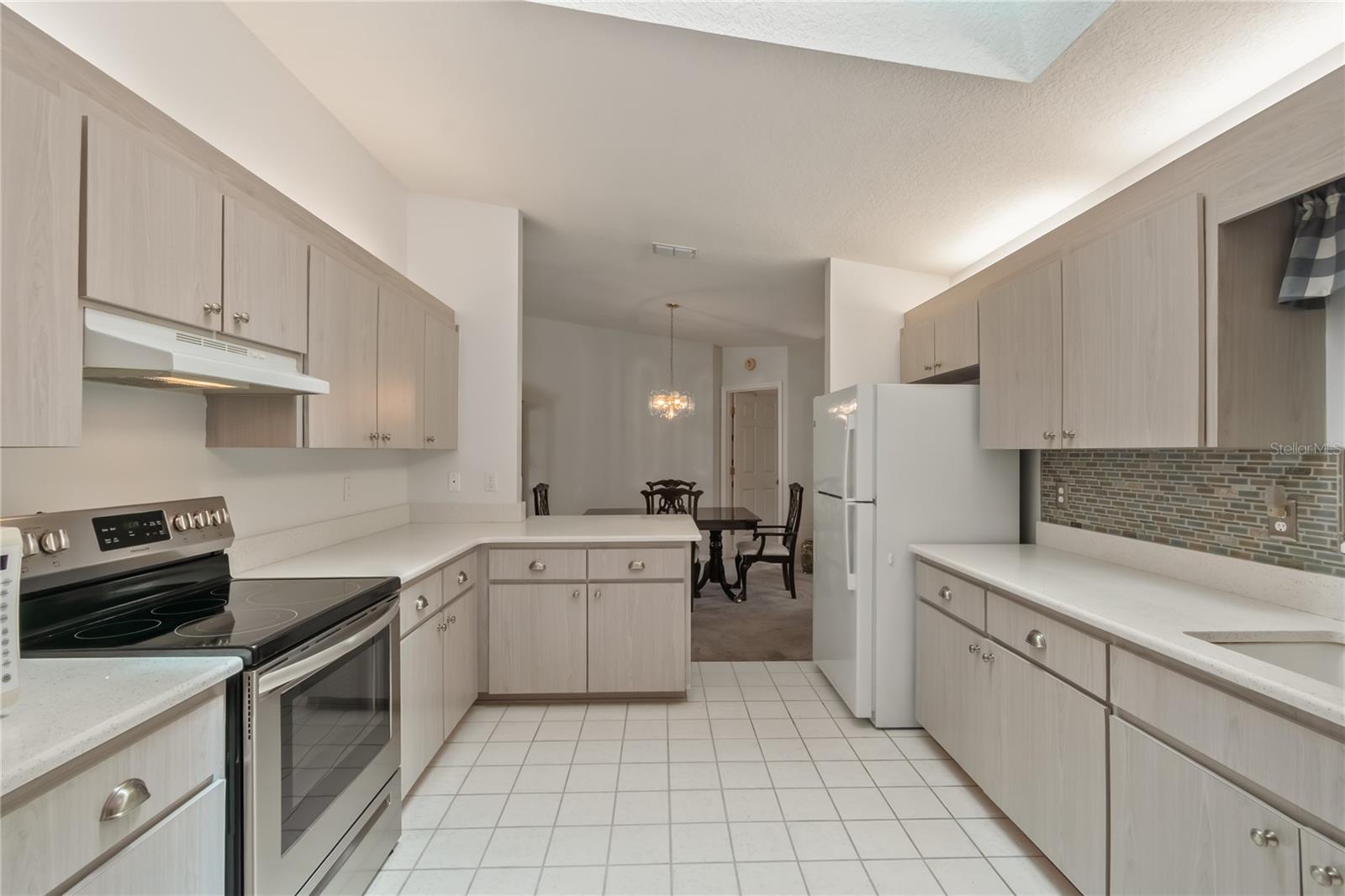 Image 12 of 47 For 9862 179th Place