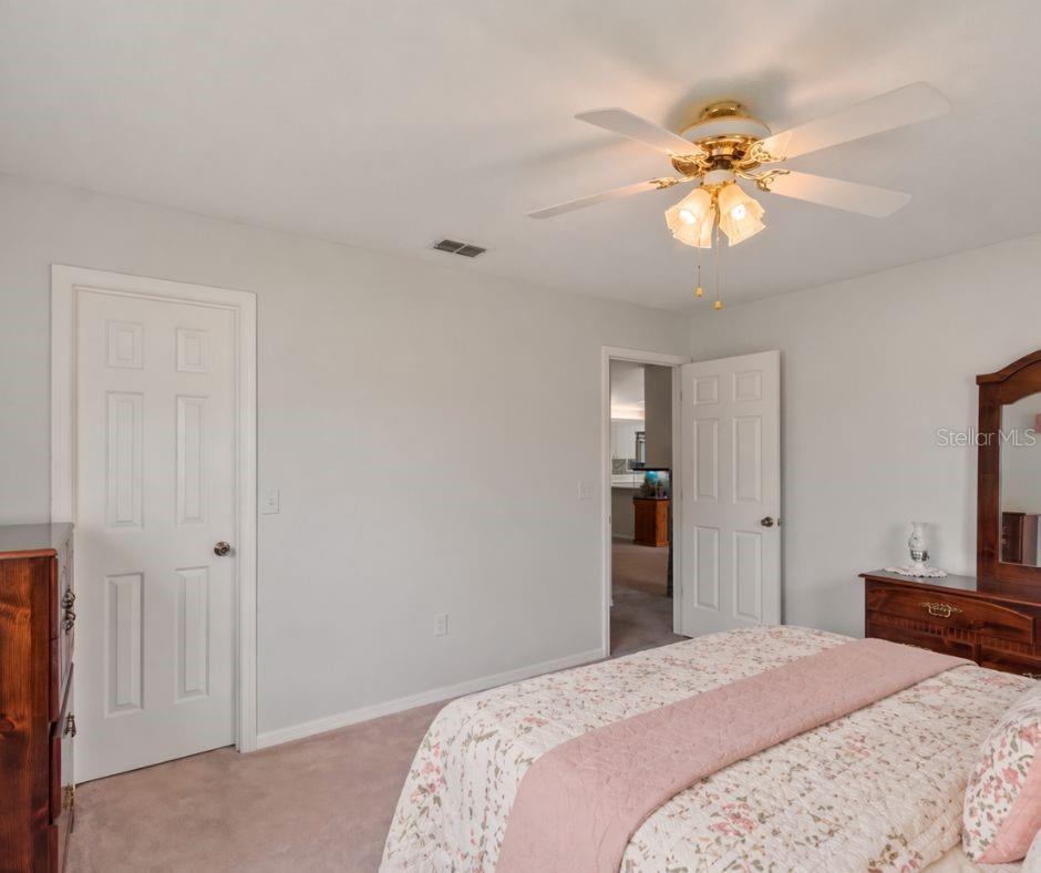 Image 19 of 47 For 9862 179th Place